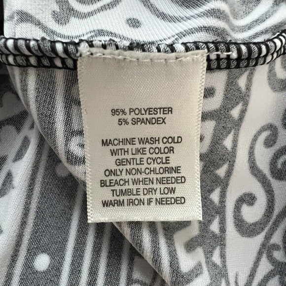 White House Black Market Shirt Womens XSmall Black White Scroll Tunic‎ Top Retro - Picture 7 of 7